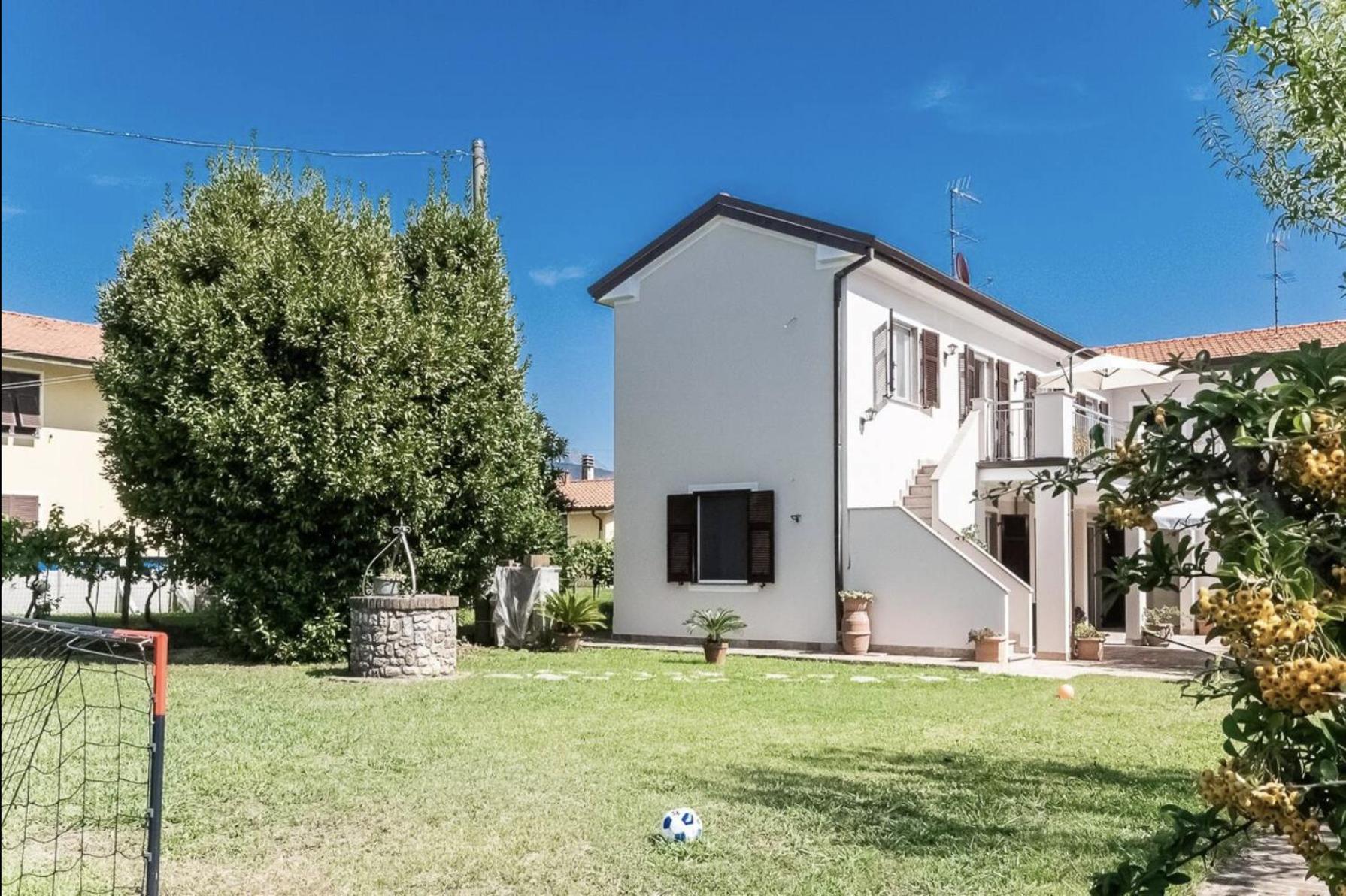 Oasi Di Pace Sarzana Villa Luni Buitenkant foto